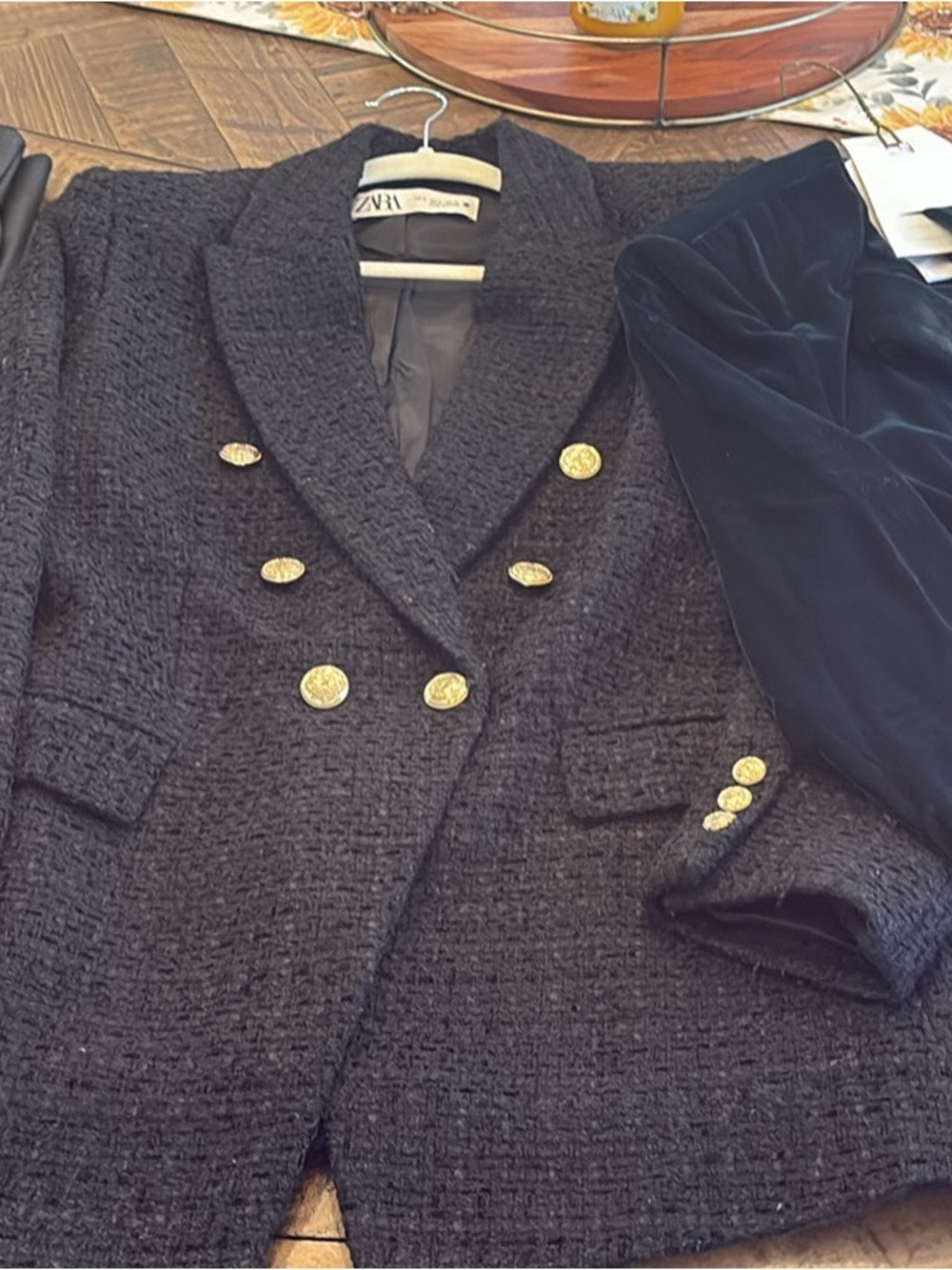 Bundle - leggings & 2 Zara blazers